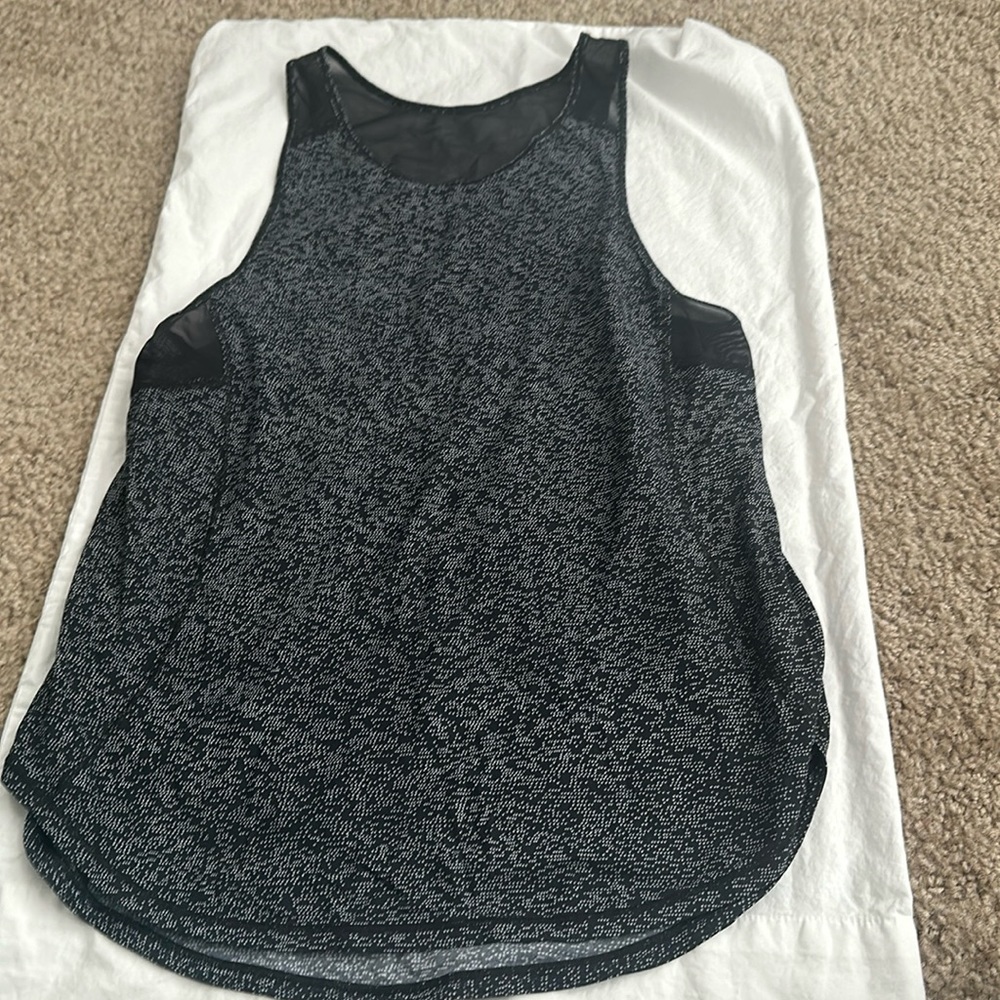 Pre loved lulu tank